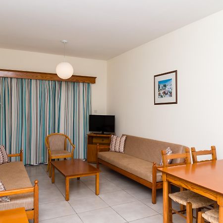 Kefalos Damon Hotel Apartments Paphos Exterior foto